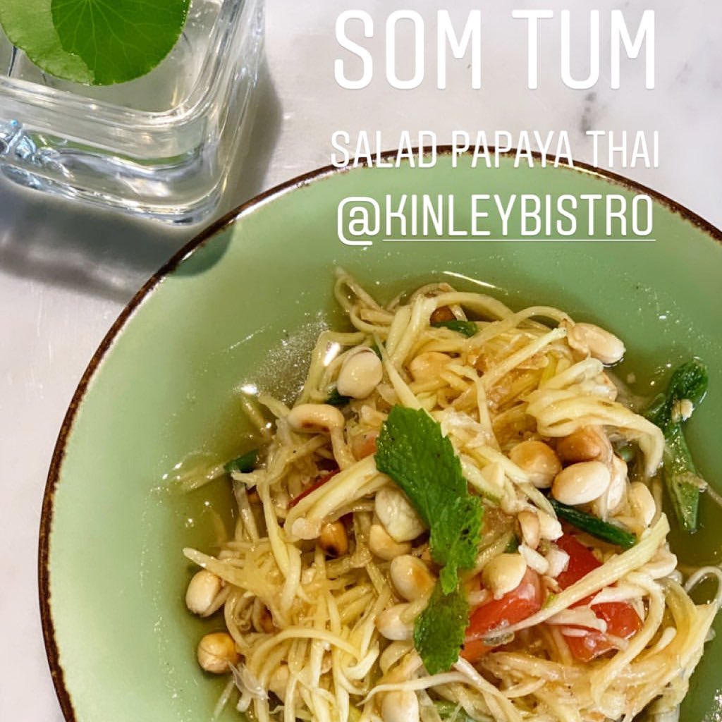 Som Tum: Papaya Salad Thailand, makan yang asli di Kinley Thai Bistro