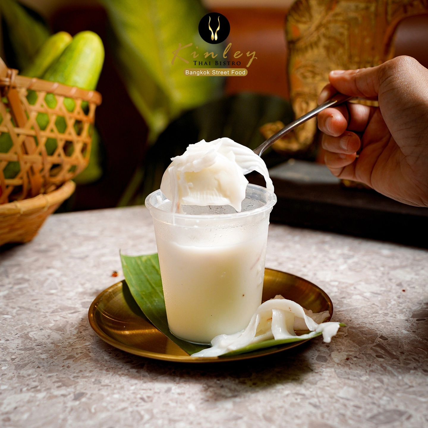 Dessert apa yang dari Kinley Bistro rasanya manis,lembut dan menyegarkan?

Manis, lembut, dan menyegarkan! 🥥 Nikmati sensasi unik Fresh Milk Coconut Pudding dari Kinley Bistro – perpaduan santan kelapa segar dan susu yang creamy, memberikan pengalaman dessert yang tak terlupakan. 
Tersedia untuk dine in atau take-away!

Rasakan kelezatan otentik di @kinleybistro! Kami hanya menggunakan bahan alami tanpa perasa atau bubuk buatan. Semua diolah dengan bahan segar, termasuk santan segar yang dipersiapkan setiap hari. Nikmati kualitas yang bisa Anda rasakan di setiap gigitan! 🥥